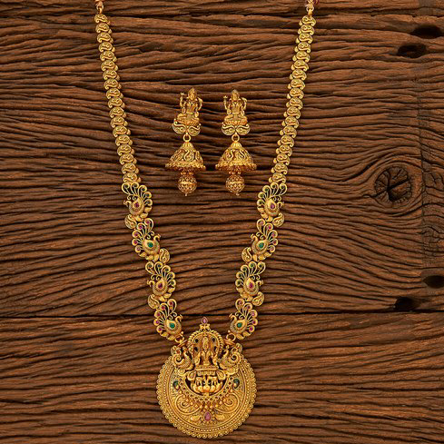Gold necklace long