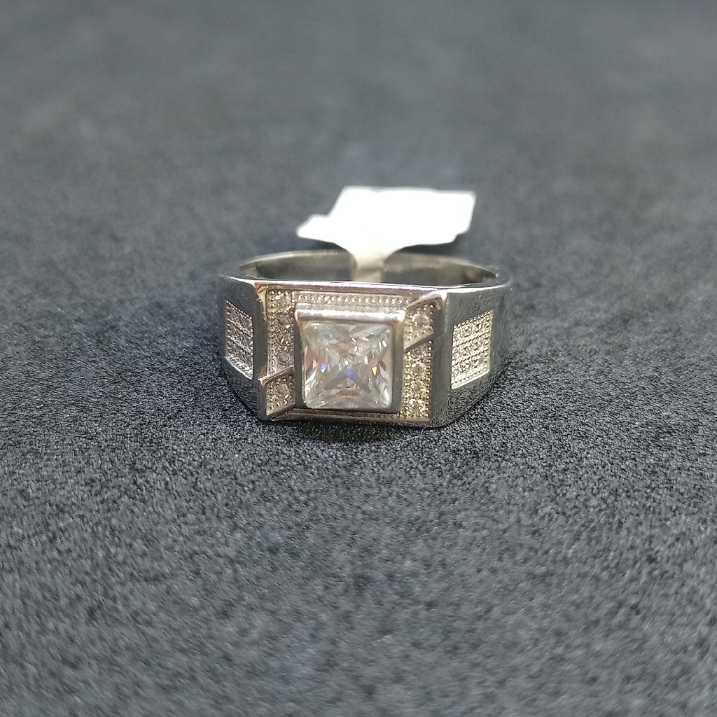 fancy design ring