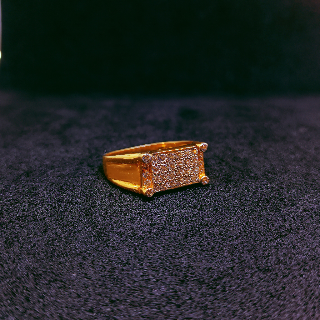 22k gold and cz diamond design ring