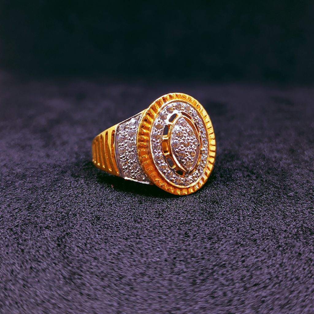 22k Gold fancy ring