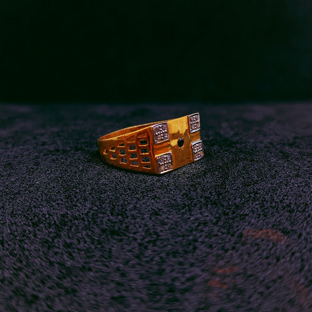 22k Gold Classic design ring