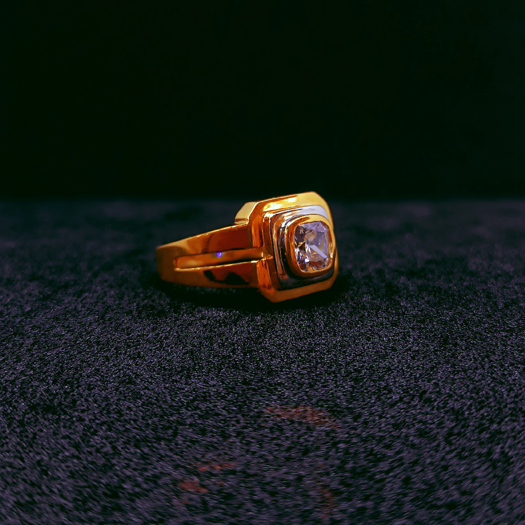 22k Gold single Diamond ring