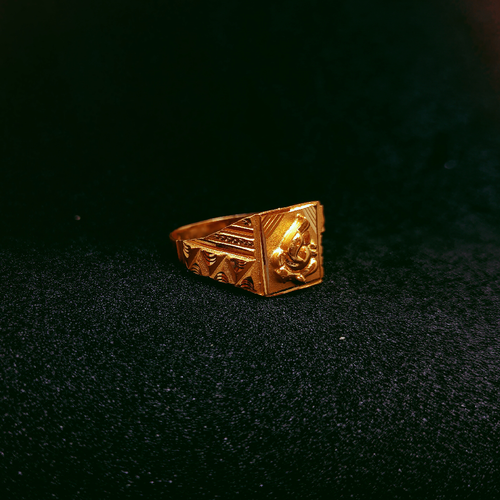 22k Gold god casting design ring