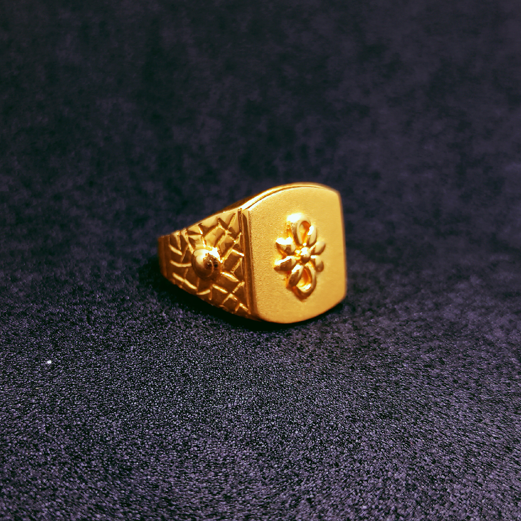 gold Solid flower Design Ring