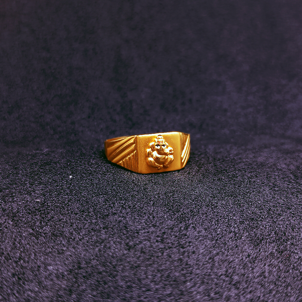 gold ganpati design ring