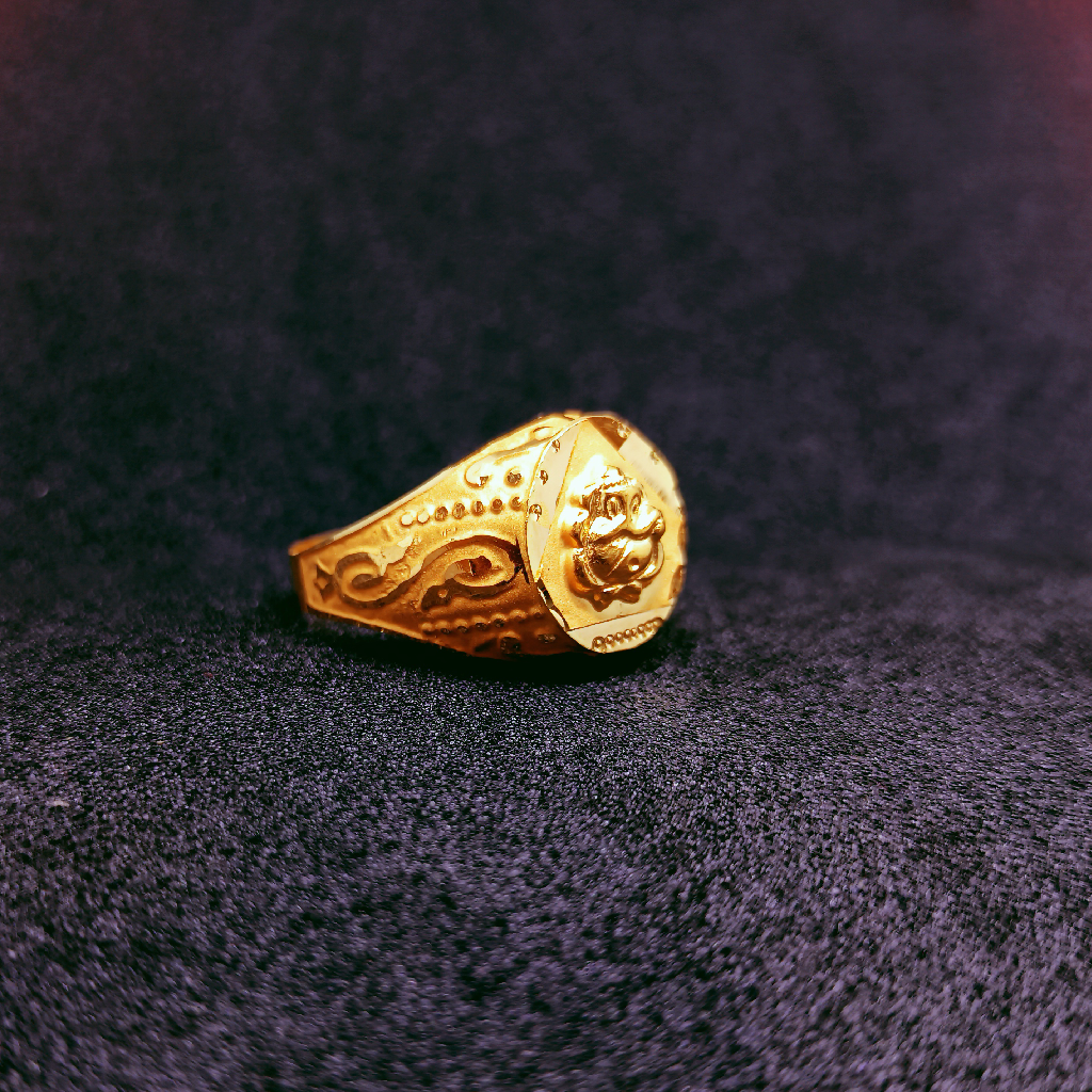916 Gold Lite Wait Ganesh Icon Ring