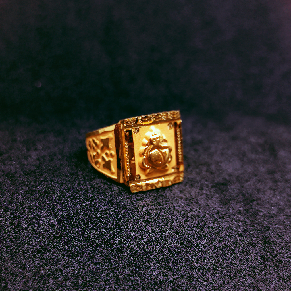 gold Modern Ganpati ring