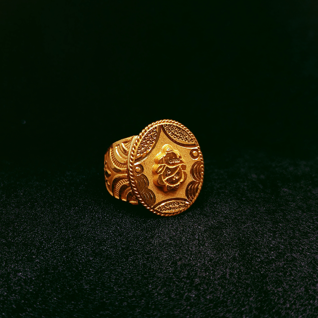 Gold ganpatiji ring