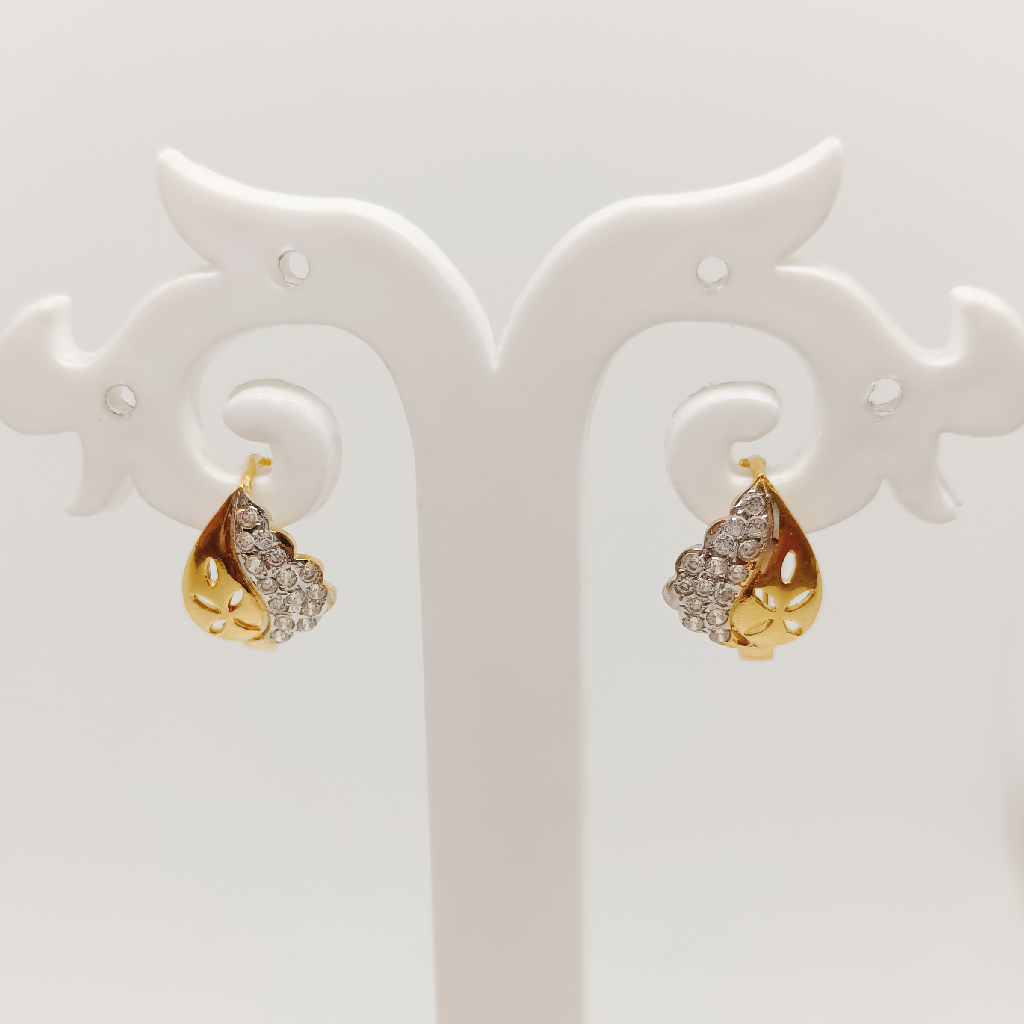 20k gold Leaf design earring