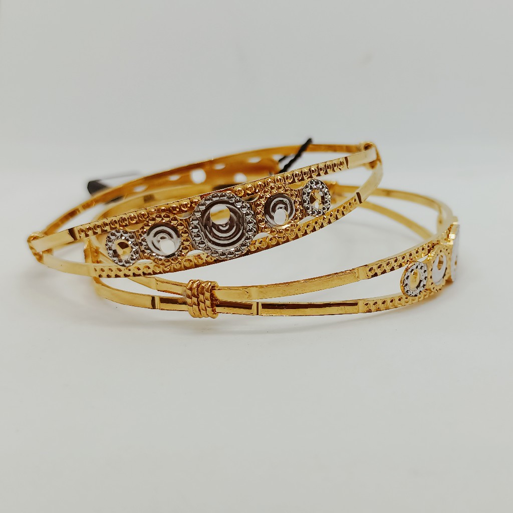 BANGLES