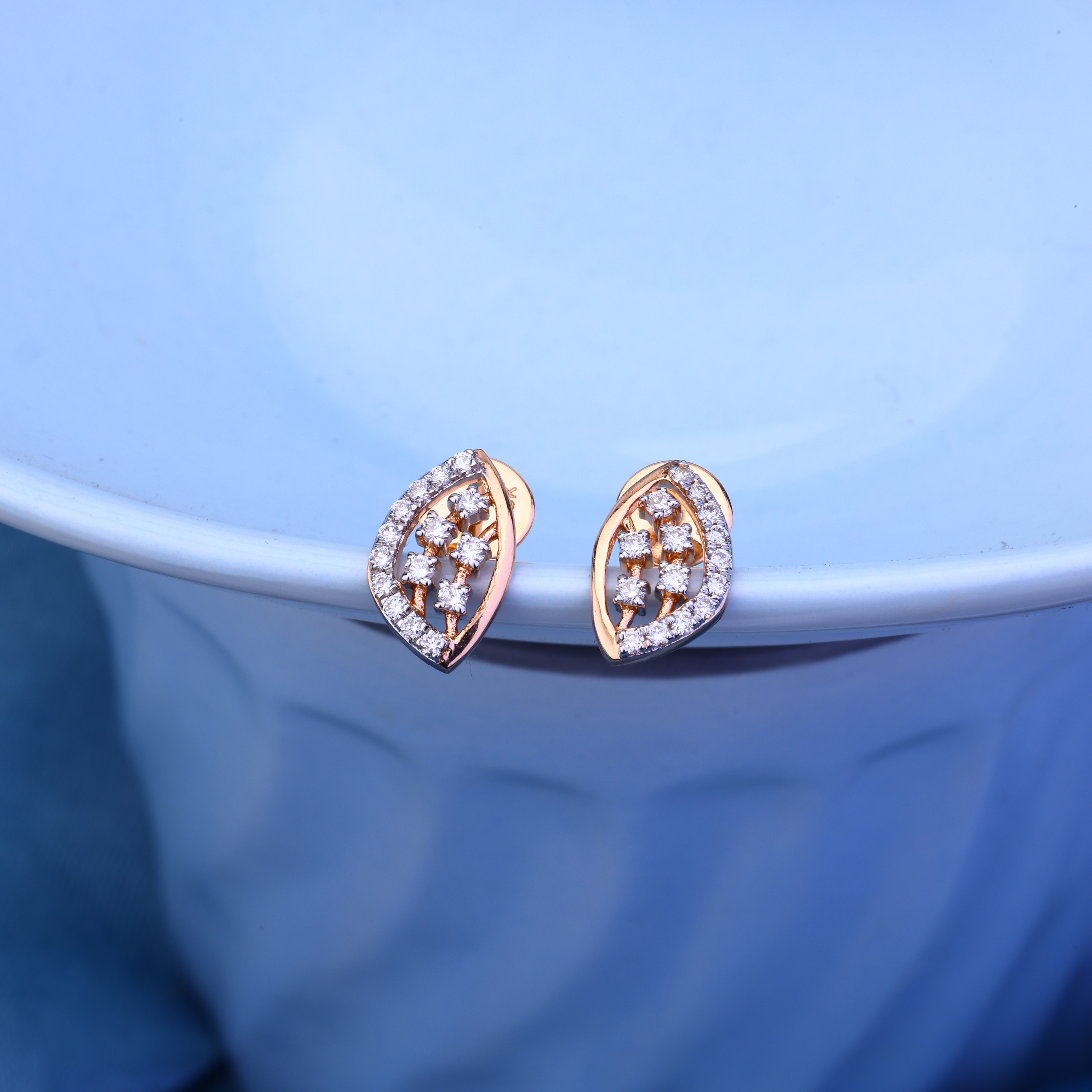 18Kt Gold Diamond Earrings