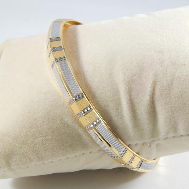 22KT Yellow Gold Vashisht Kada For Men v