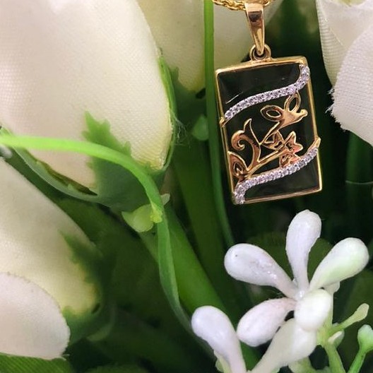 750 Gold Butterfly Shape Pendent PJP003