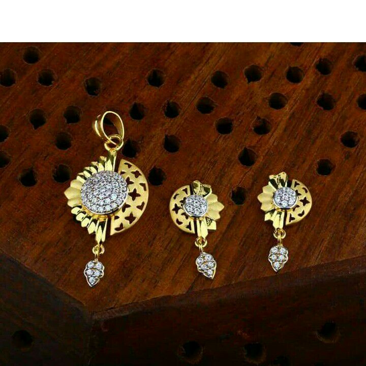 Shine Brightner Pendent Set 916