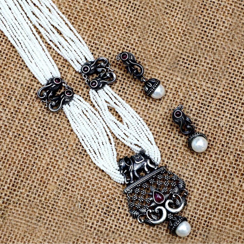 Silver oxidised elephant design necklace set