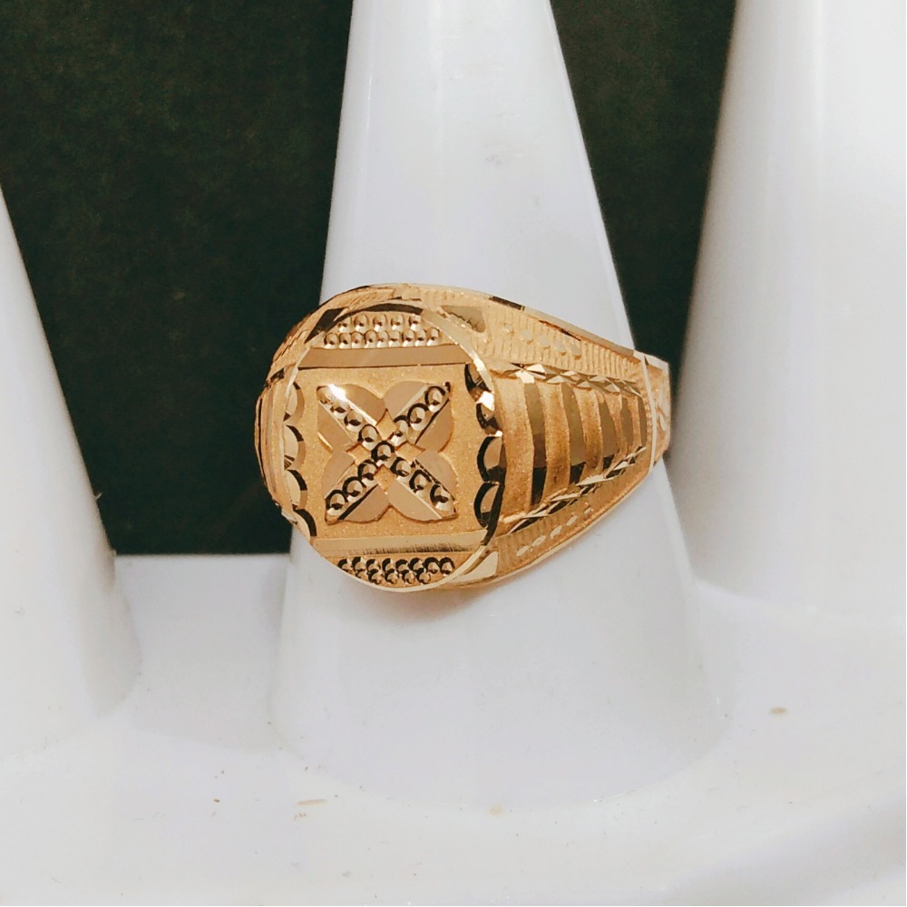 916 Gold Fancy Topa Gents Ring
