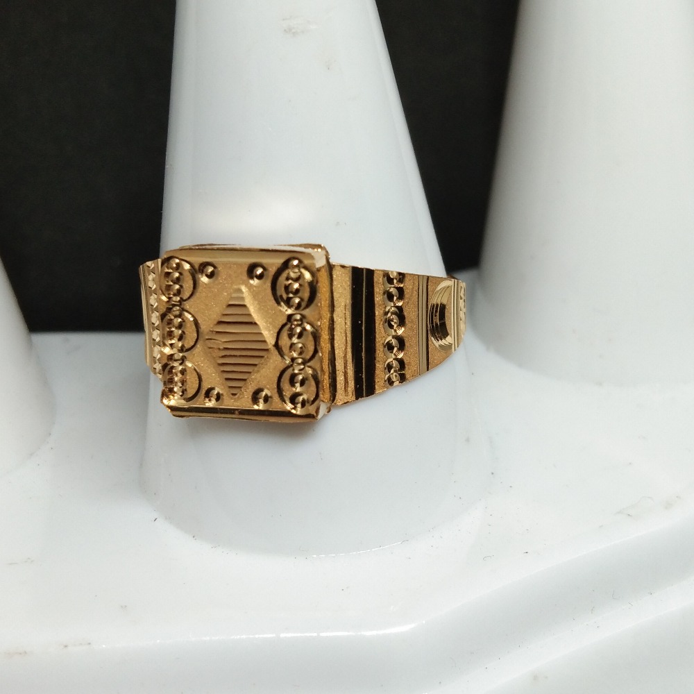 916 Classic Design Gents Ring