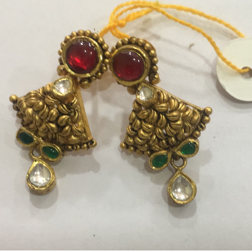 22KT Gold Antique Red Stone Earrings