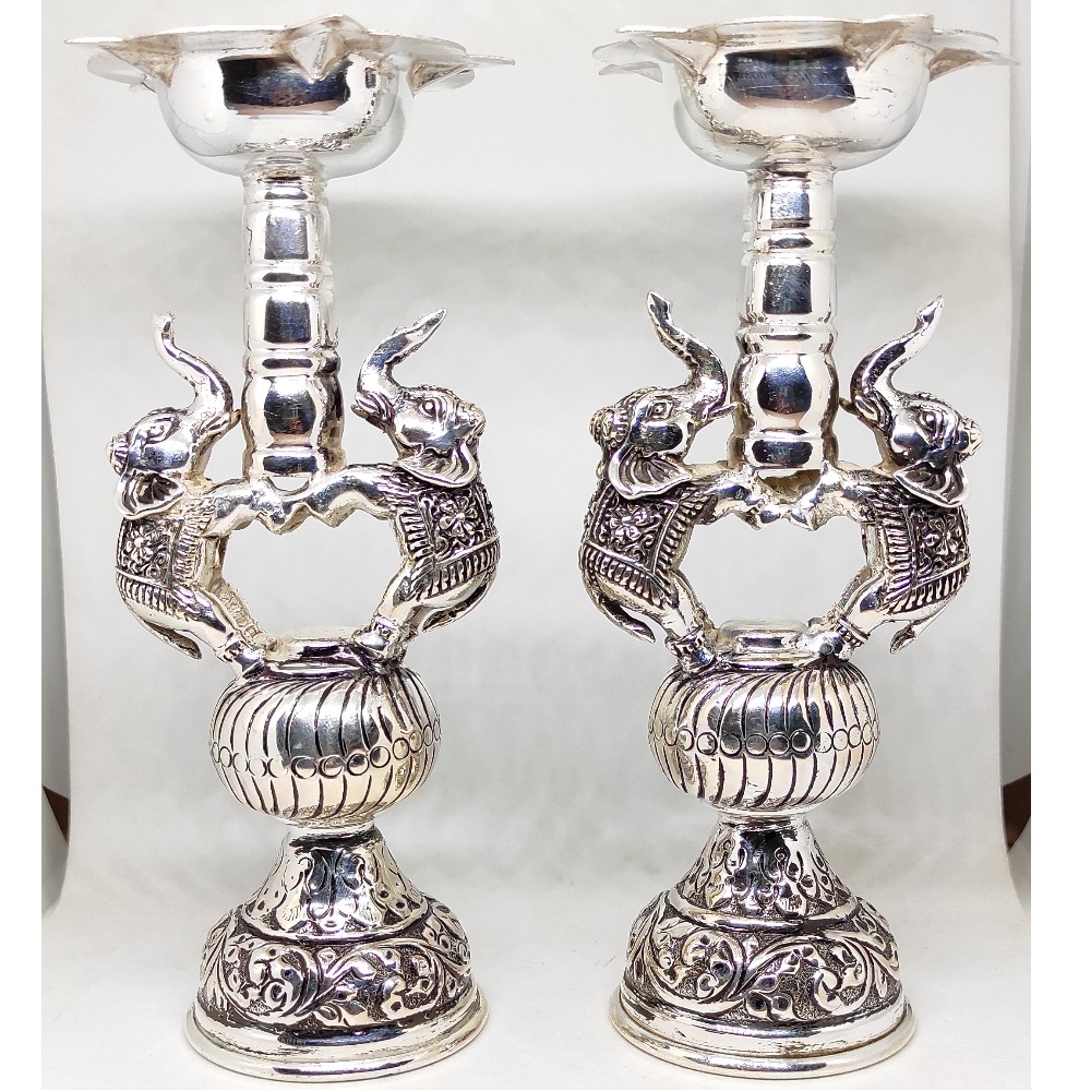 Antique silver Divi