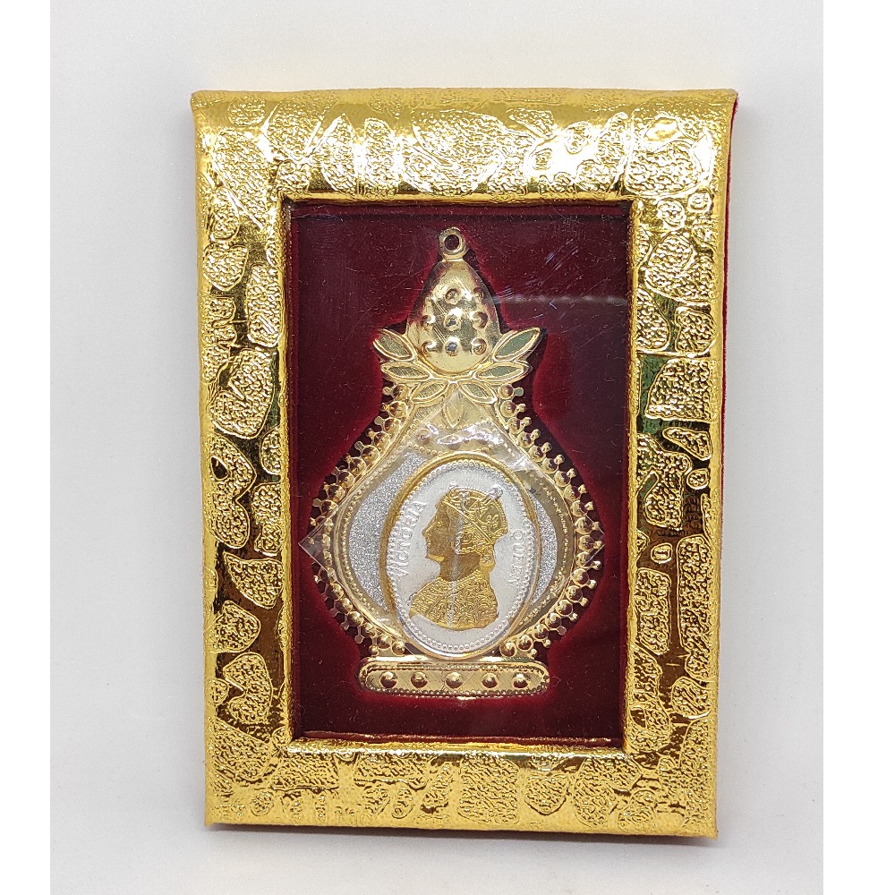 Silver Two tone King Queen Coin