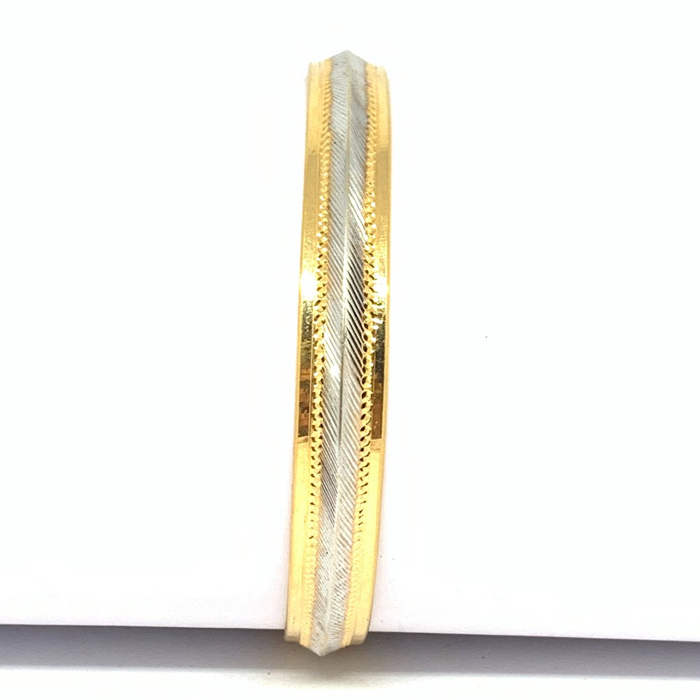 Designer Gold Bracelete