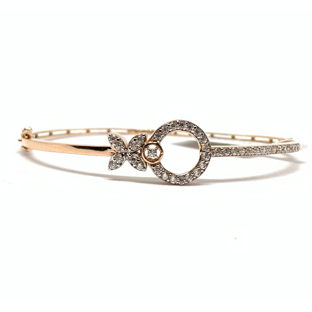 Designer Gold Bracelete