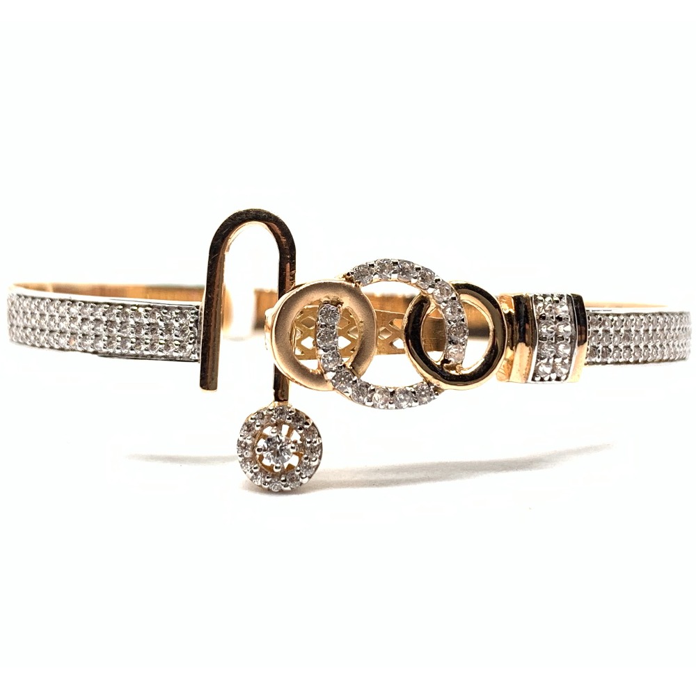 Designer Gold Bracelete