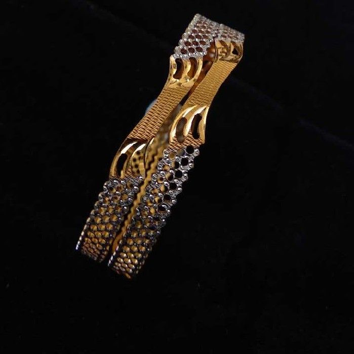 22KT Gold Ladies Indian Modern Designer Bangle