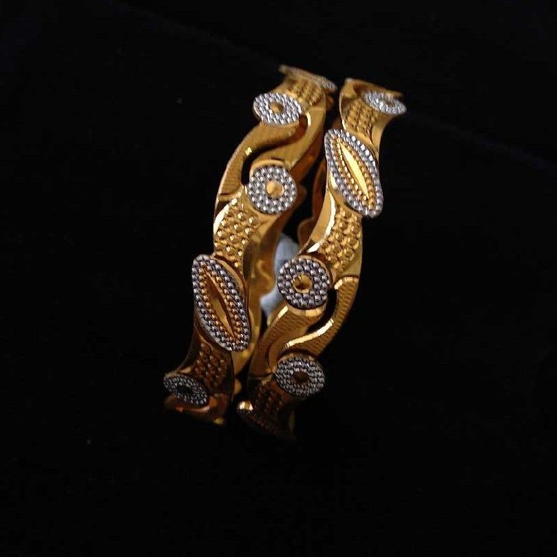 22K / 916 Gold Ladies Indian Charming Bangle