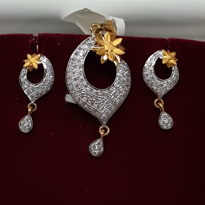 916 hallmark pendant set QW9436