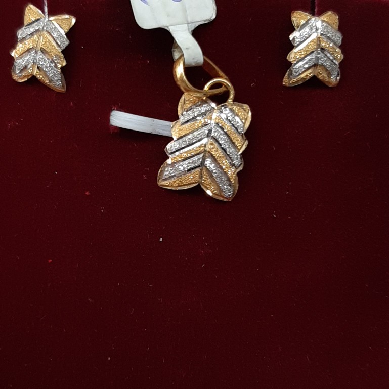 916 Gold hallmark pendant set EX7087