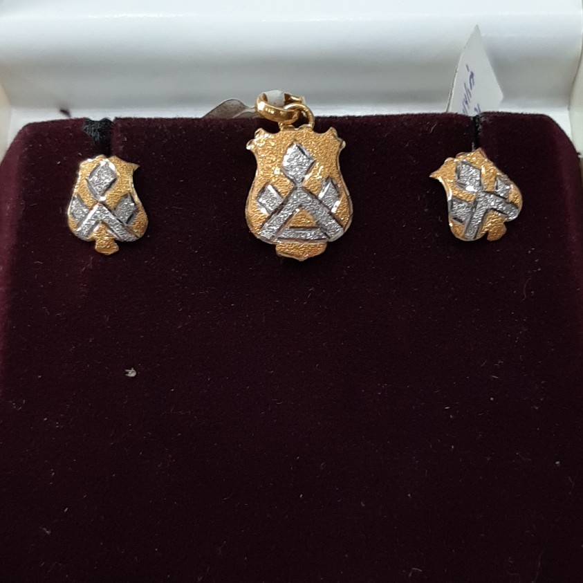 916 hallmark pendant set AA6350