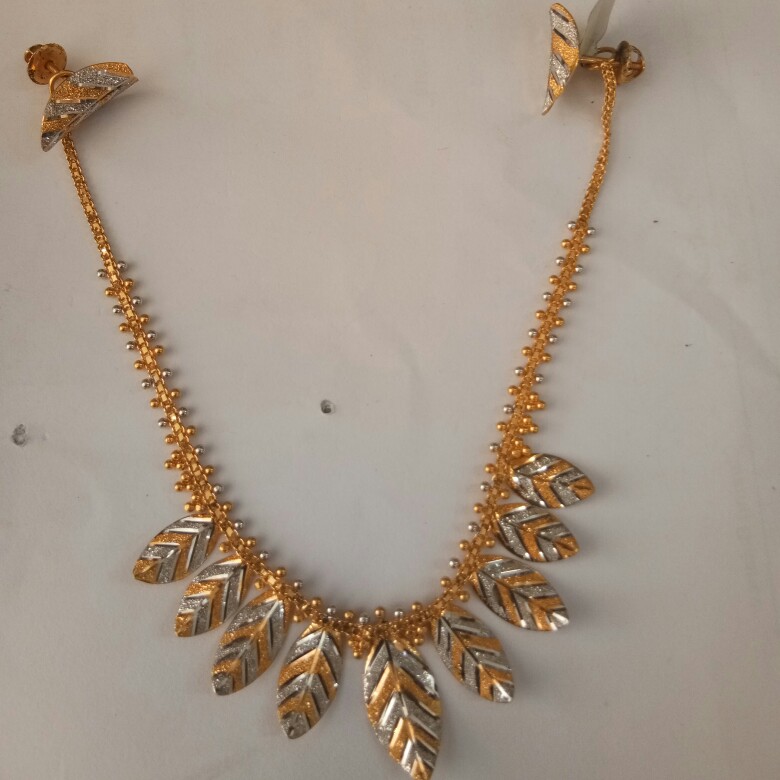 916 Gold Antique Necklace set HO1988