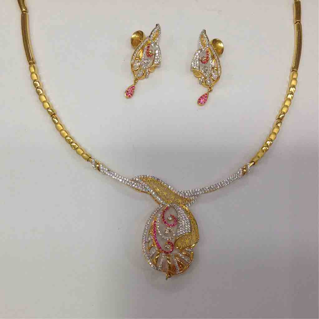 916 Gold Delicate Necklace Set