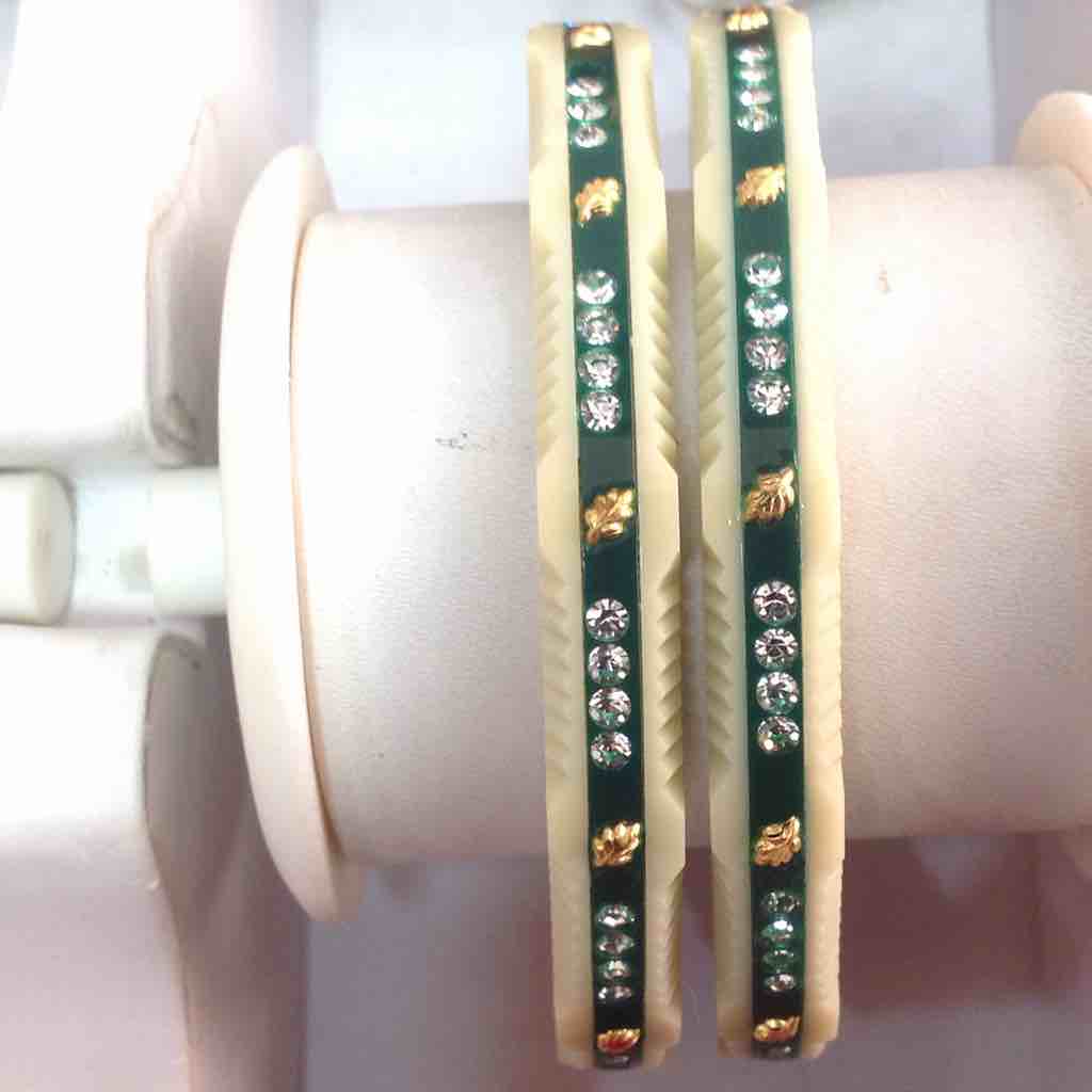 916 Gold Casual Wear Plastic Green Bangles