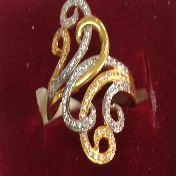 916 Hallmarked gold designer ladies ring