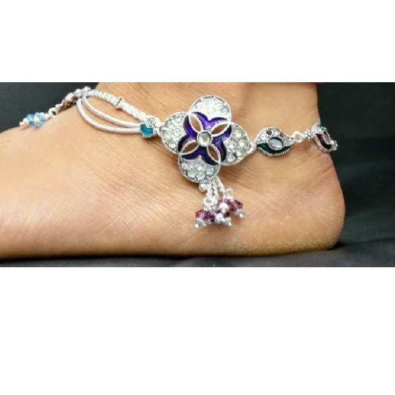 Fancy Silver Payal