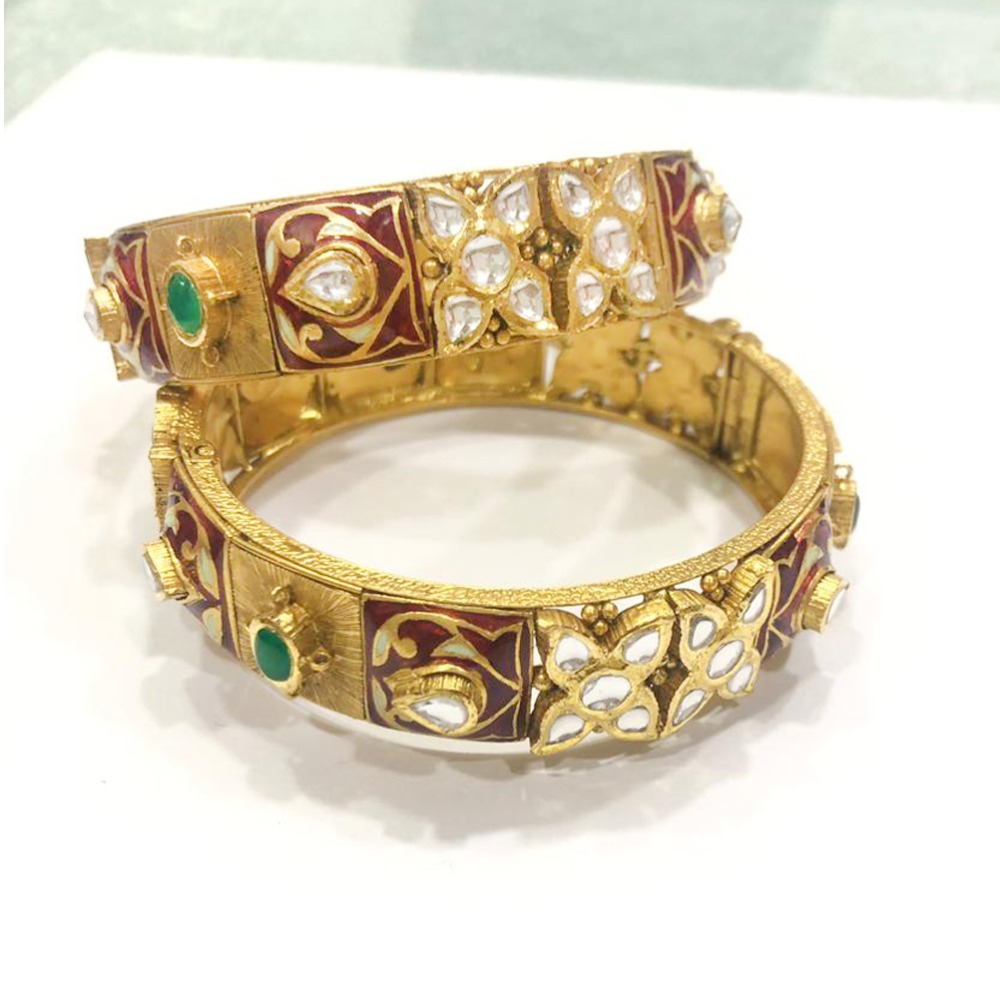916 Gold Antique Studded Kadla