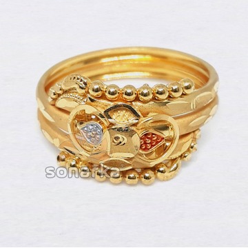 Fancy Gold Ring Hollow Pipe Enamel Design for Ladies