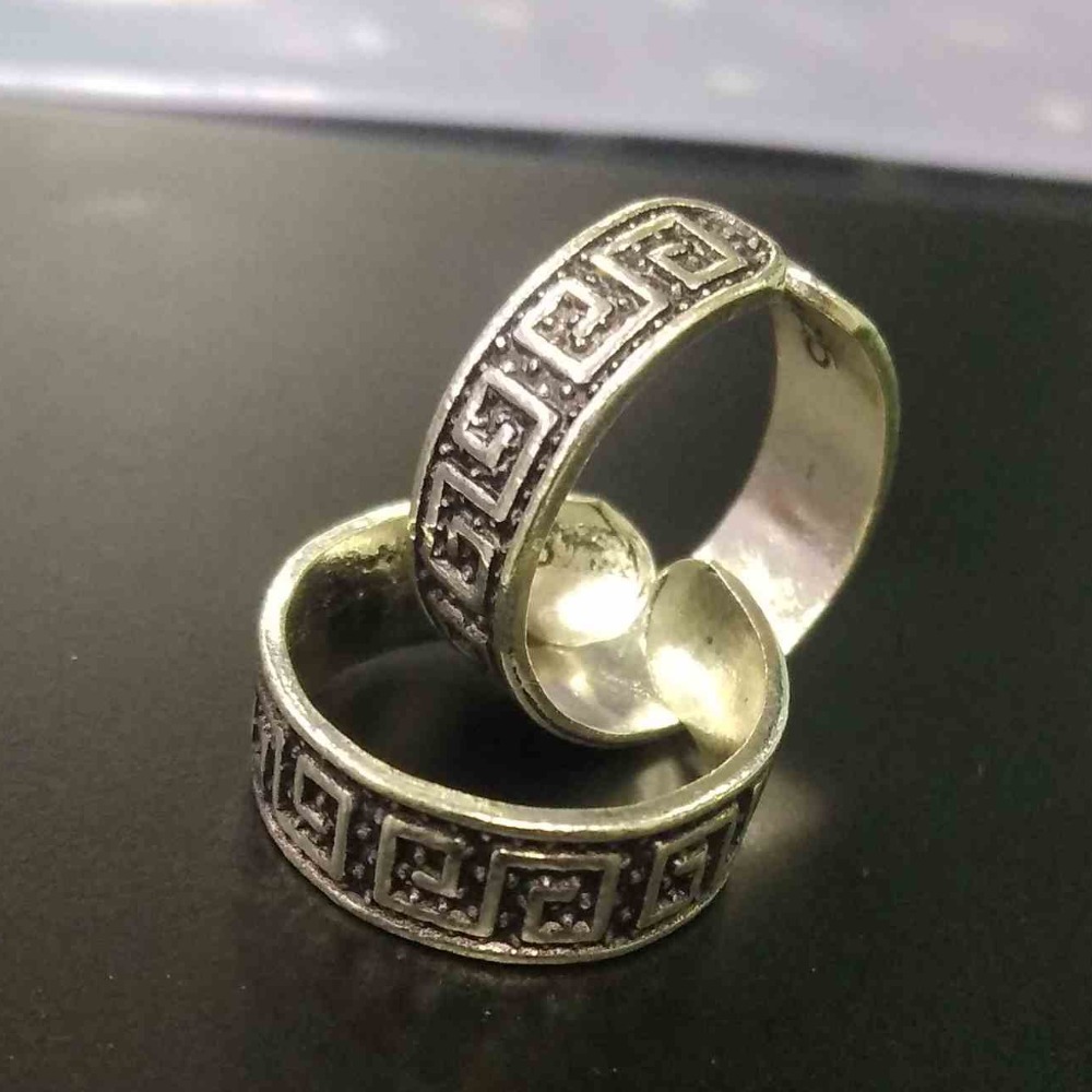 Silver oxidised toe rings  for ladies