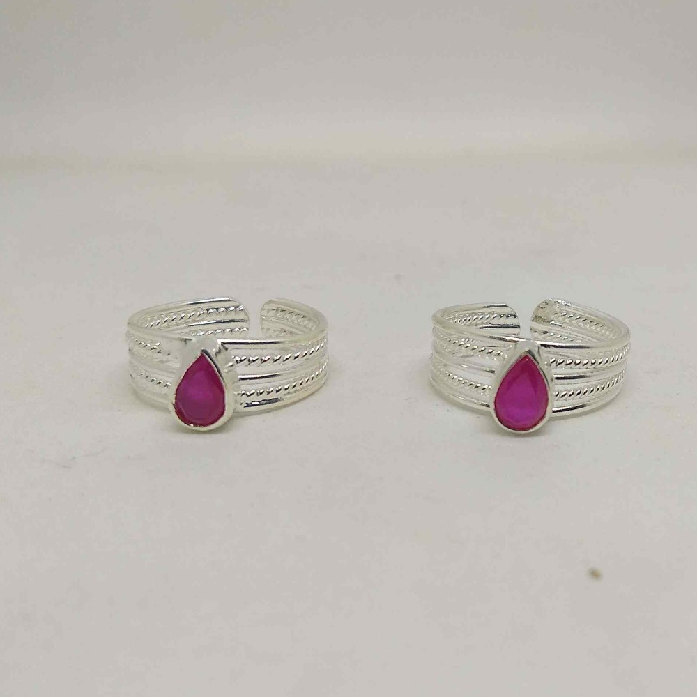 silver colour stone bicchiya / toe ring for ladies