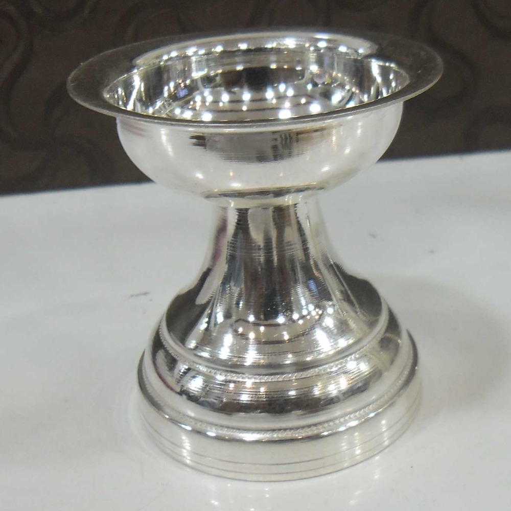 silver round shape  diya / deepak use daily pooja