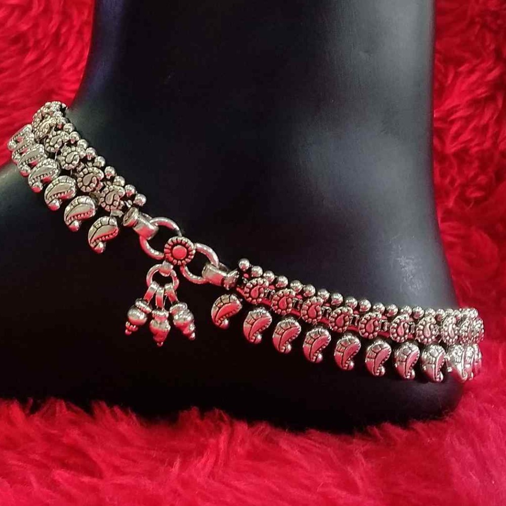 925 Sterling Silver Oxidised Designer Payal / Anklets For Ladies