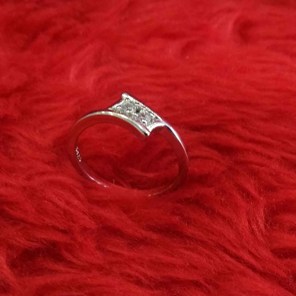 925 sterling silver diamond Ring for ladies