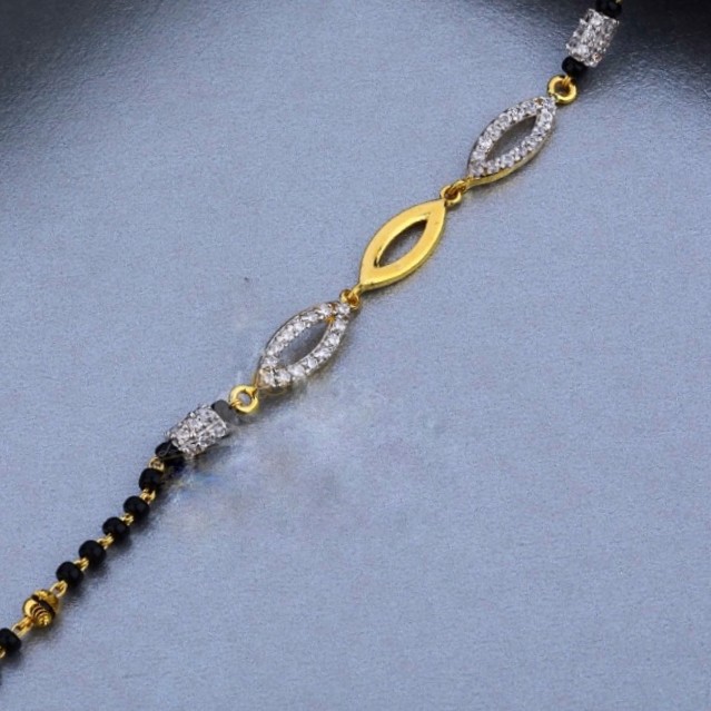 Hand mangalsutra