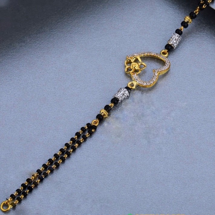 Hand mangalsutra