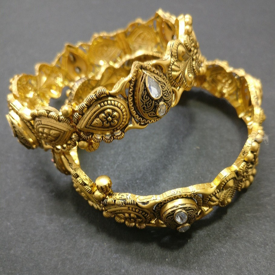 Jadtar bangle