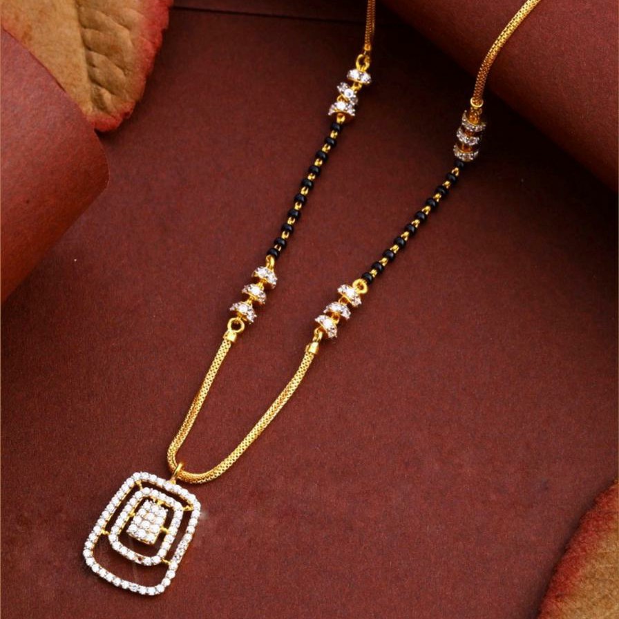 22KT/ 916 Gold fancy casual wear square pendant mangalsutra for ladies