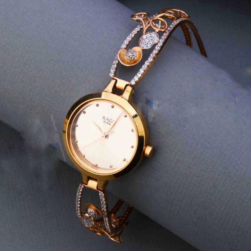 18kt Rose Gold fancy kada style Belt watch for ladies