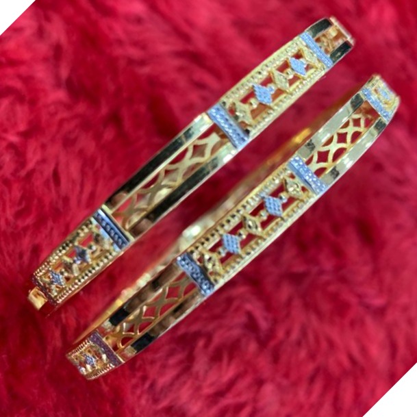 22KT/ 916 Gold Fancy Special Occasional Cooper Kadli for Ladies